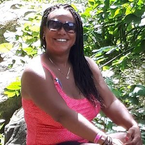 Meet your Posher, Lory